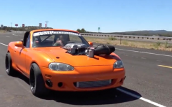 由650-HP Hellcat驱动的马自达MX-5