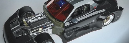 汽车资讯：马自达RX-7热杆显示发动机舱暴露