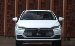 MG HS 30T国六版怎么样 比亚迪新秦EV多少钱？