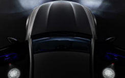 梅赛德斯-奔驰为其汽车提供新的AMG LED投影仪标志选项